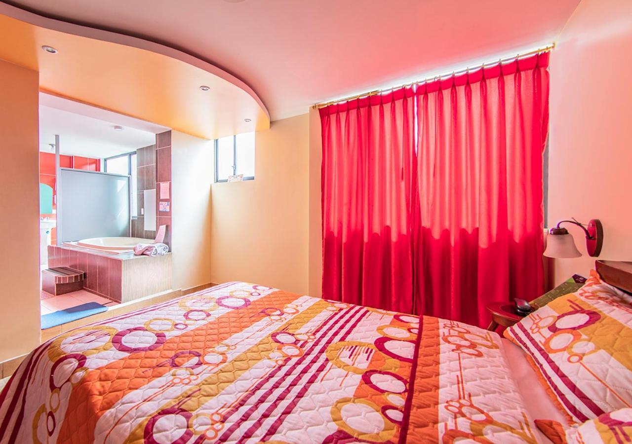 Hostal Oro Orense Quito Ngoại thất bức ảnh