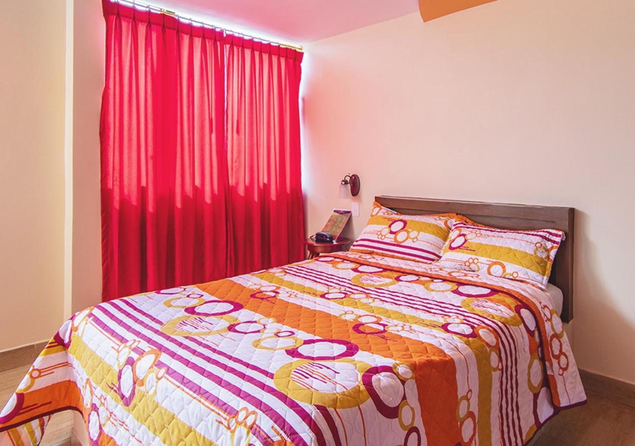 Hostal Oro Orense Quito Ngoại thất bức ảnh