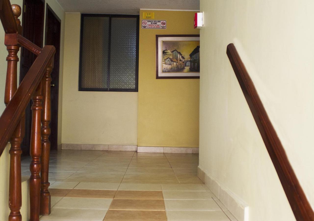 Hostal Oro Orense Quito Ngoại thất bức ảnh