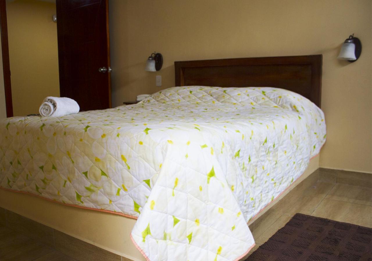 Hostal Oro Orense Quito Ngoại thất bức ảnh